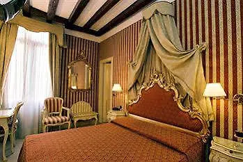 ديمورا دوغالي 3*