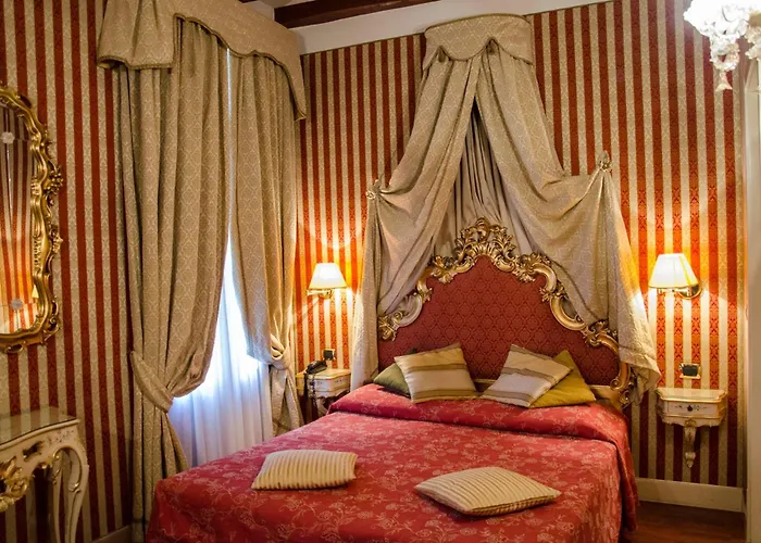 Guest house Dimora Dogale 3*